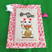 Maneki Neko en el blog de Atrapada en unas hojas de papel 