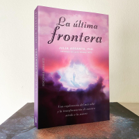 Julia Assante,  autora de “La última frontera”, nos explica que hay muchas razones para explorar el Más Allá, pero la fundamental es que, al hacerlo, perdemos el miedo a la muerte, ya que una experiencia directa de cualquier tipo con el Más Allá nos pone en contacto con nuestra propia inmortalidad. En este libro encontraréis pruebas convincentes de la existencia del Más Allá así como formas prácticas de contactar con los seres queridos que ya han partido de este plano. Sin duda, toda una exploración transformadora.

@julia_assante ✨✨

#masalla #inmortalidad #transformacion