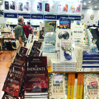 Aún tienes algunos días para visitar nuestro stand en la FIL Guadalajara. Encontrarás muchos de nuestros libros más interesantes en el espacio JJ20, de mano de Nirvana Libros.

@filguadalajara @nirvanalibros #mexico🇲🇽 #jalisco #libros #libro #cultura #literatura